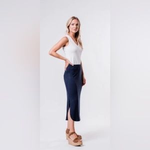 Southcott black velveteen Shelby Skirt size large